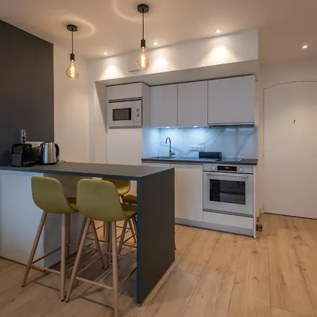 Apartment 7 Rhone Super T2 Renove Avec Place De Parking Privee